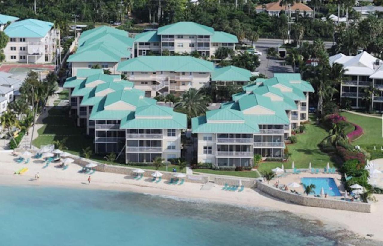 Beach Living At Plantation Village Blgs George Town Esterno foto